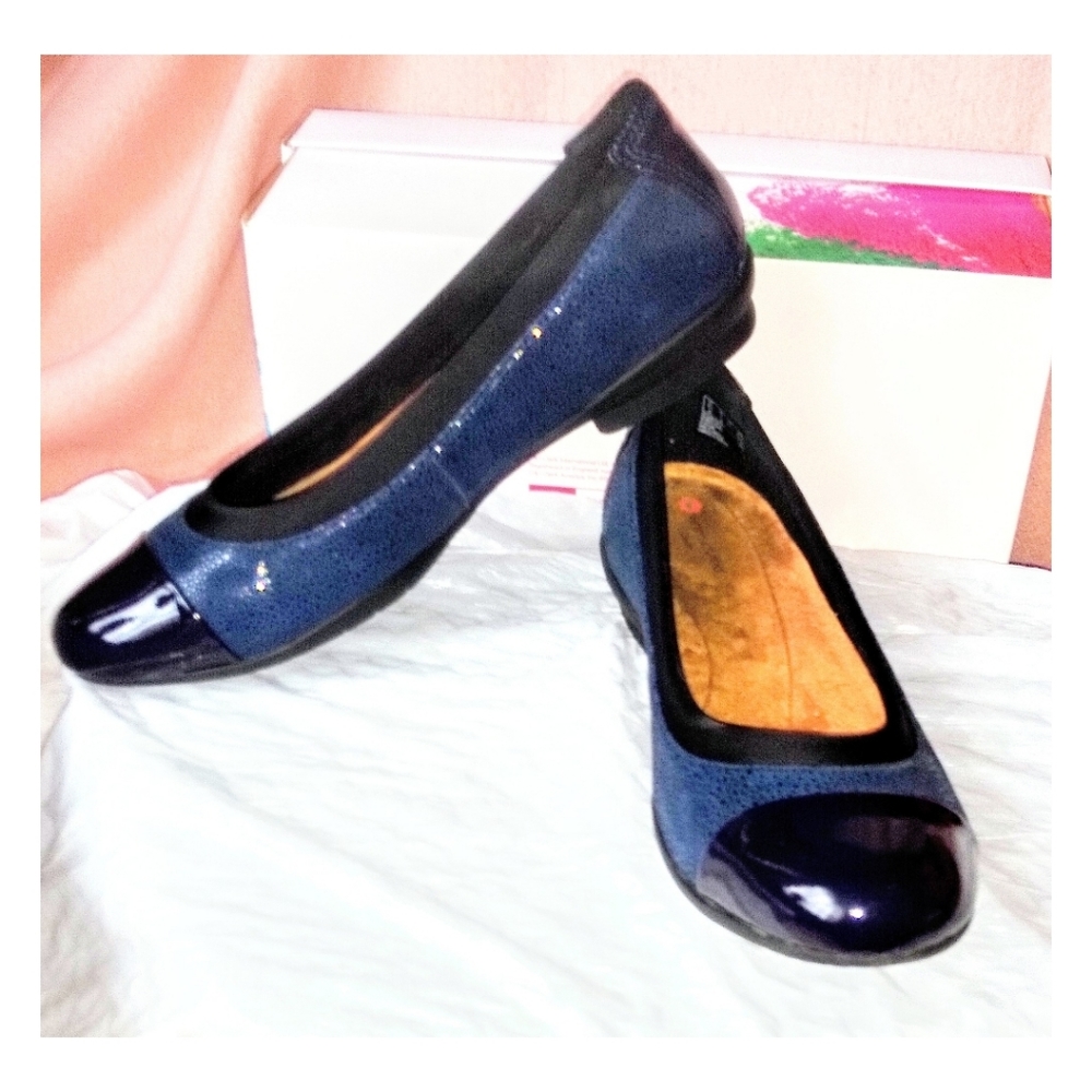Clark's Neenah Garden Navy Slip on Ballerina/ Flat